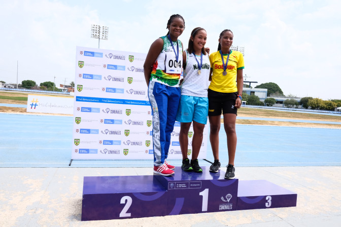 premiacion-de-atletismo-femenino.jpg