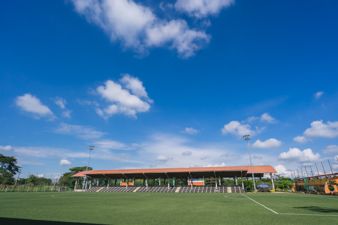 cancha-de-futbol-11-guachene.jpg