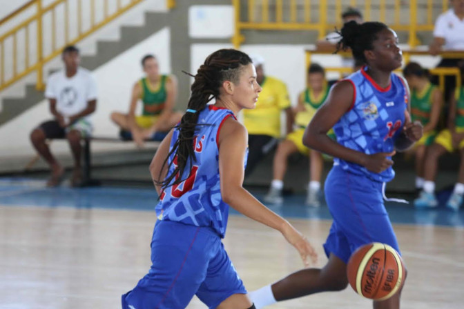 juegos-caribe-baloncesto-San-Andres-Bolivar-ganaron-segunda-fecha-04-05-2015.jpg