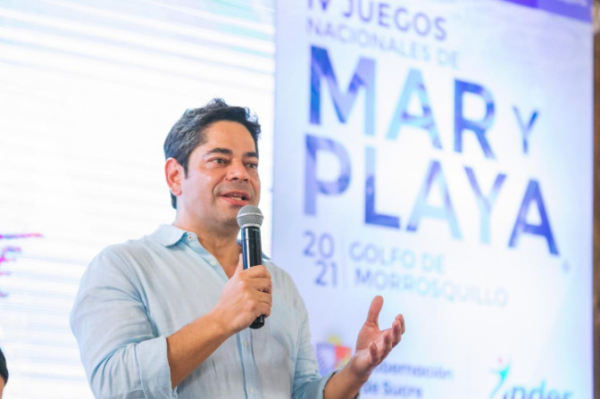 Guillermo-Herrera-ministro-JUegos-de-Mar-y-Playa.jpeg