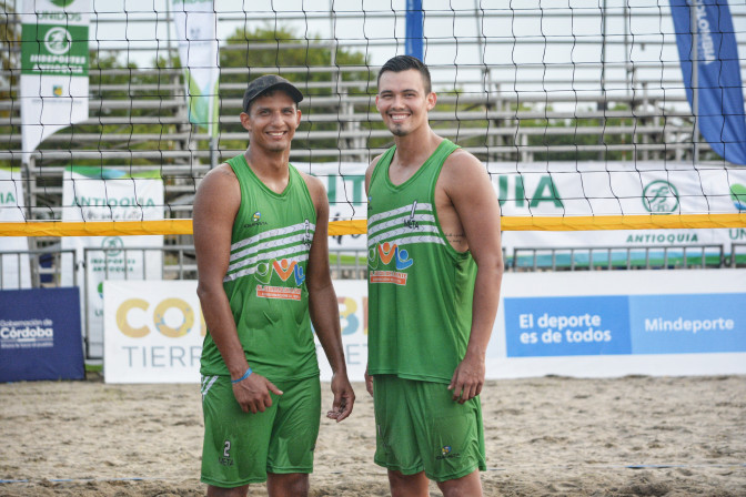 Voleibol-primos-Meta-Juegos-Mar-y-Playa.jpeg