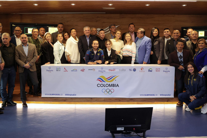 encuentro-con-federaciones-en-el-comite-olimpico-colombiano-5.jpeg