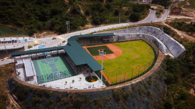Visita-Complejo-Deportivo-Giron-12.jpeg