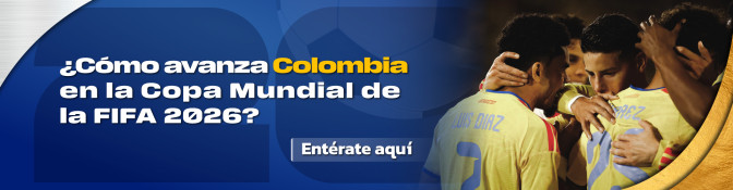 Jugadores de la Selección Colombia celebrando en grupo, con camiseta amarilla, durante las eliminatorias al Mundial FIFA...