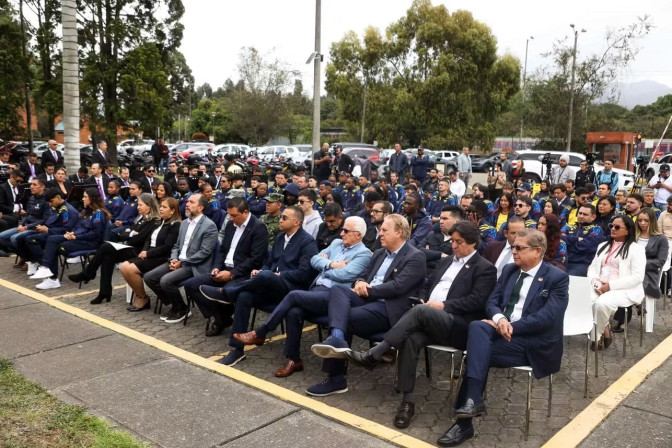 Entrega-del-Pabello-n-Nacional-4.jpeg