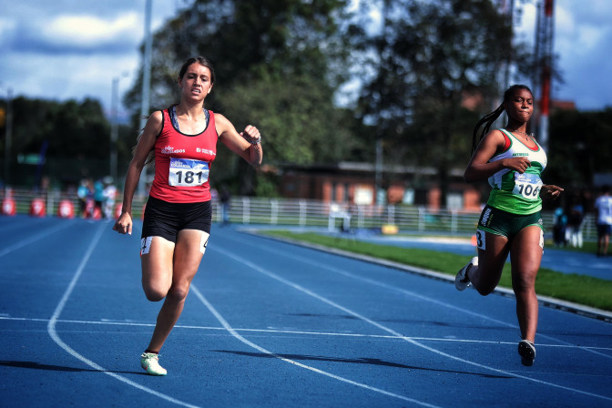 final-nacional-de-los-intercolegiados-en-atletismo-2023-se-disputo-en-la-pista-de-la-unidad-deportiva-el-salitre-bogota.jpeg
